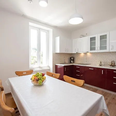 Anna Apartmán